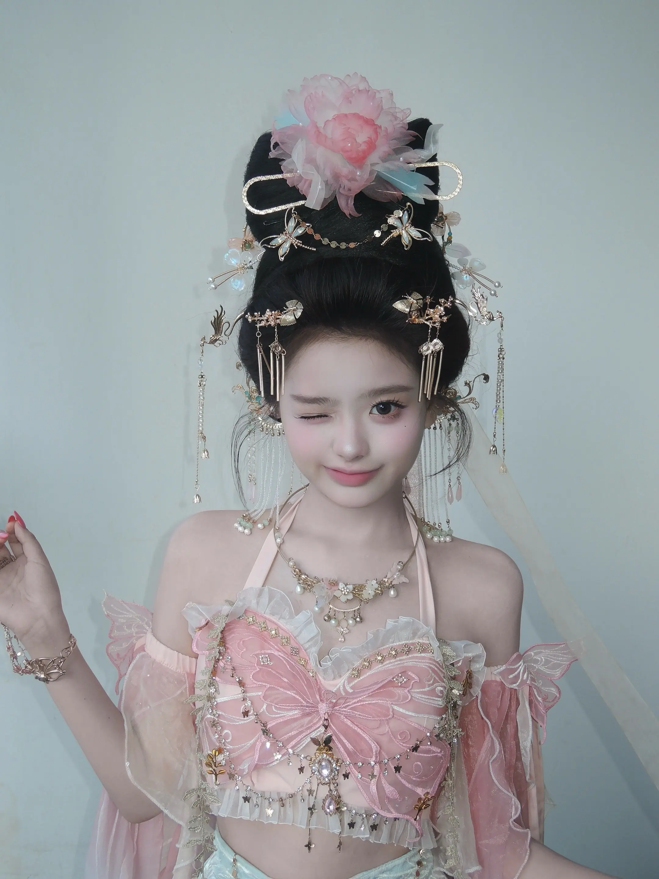 dj一响 神女登场。