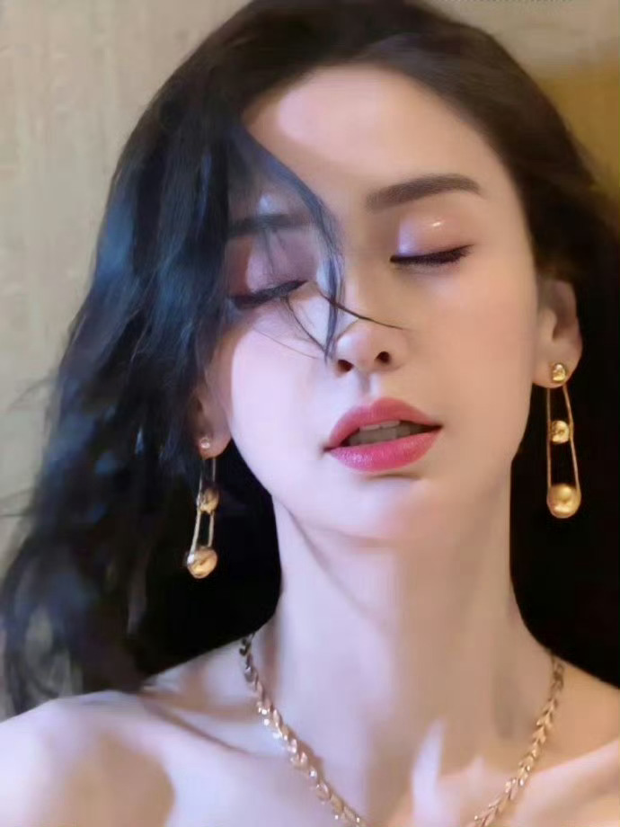 各位女星真的太享受了