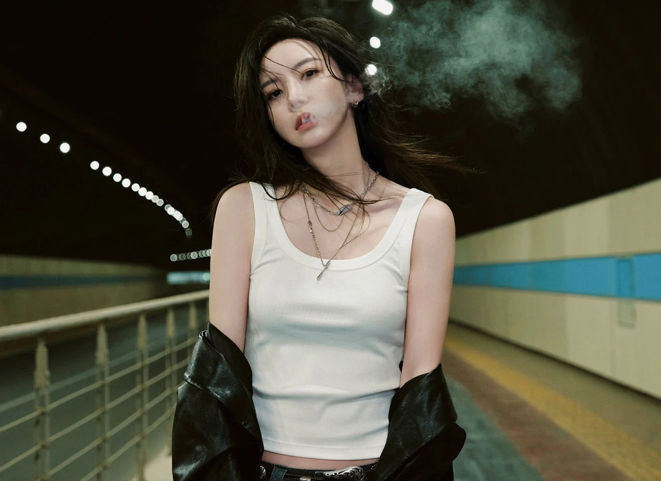 going人的事于文文都做了 谁被于文文的金发脸链造型暴击了？荷尔蒙直接拉满，“