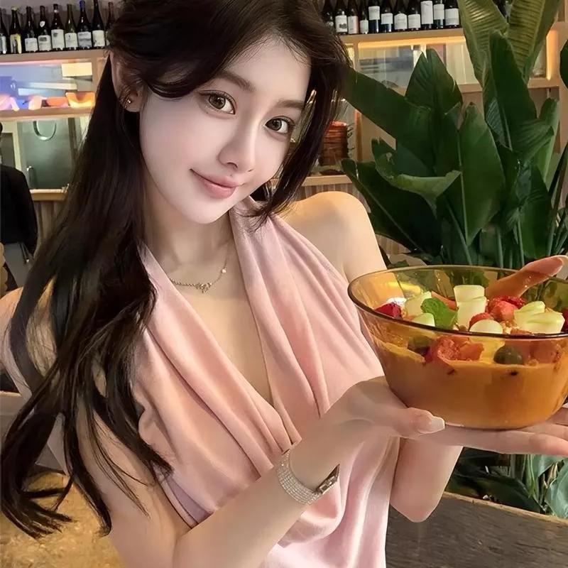 精致女孩💃 美食诱惑🍲 轻松一刻😊美食绝美瞬间 会吃的美女 美食诱惑感 街