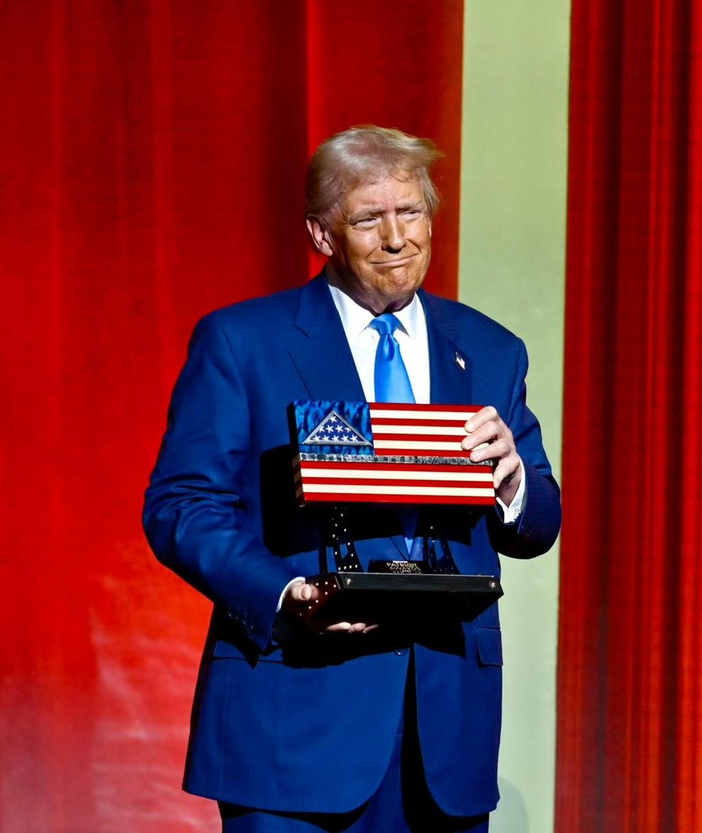 一夜之间，风向大变！特朗普准备联手中国、俄罗斯、印度和日本成立新的五国核心集团。