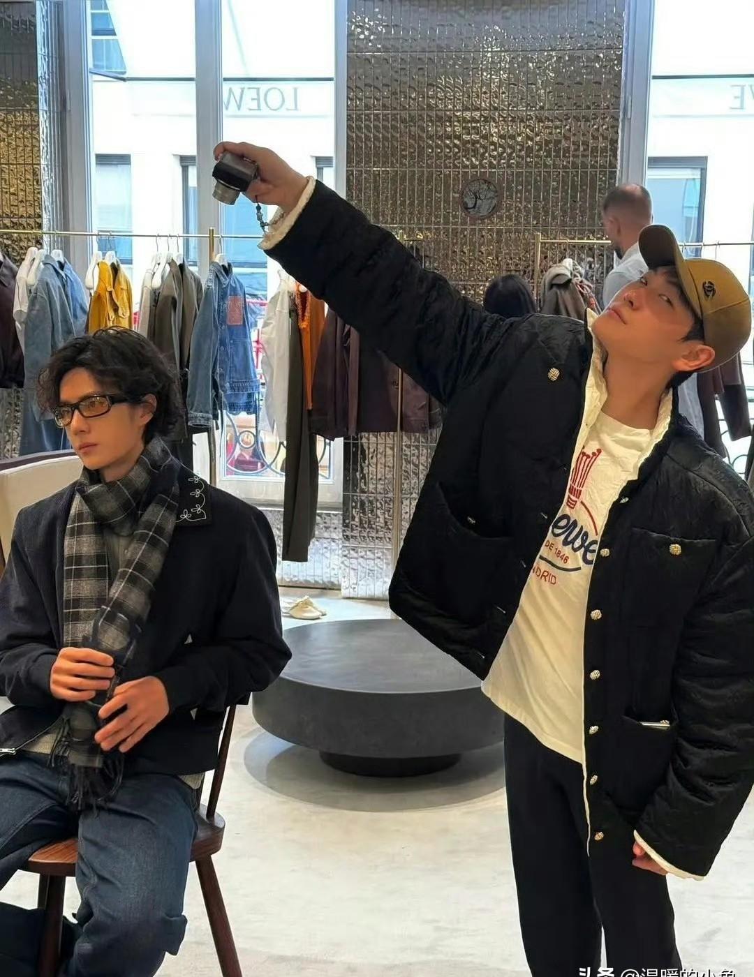 “据说这是最接近王一博本人的照片，如果他是这样的，你还能接受他吗？
”
这种