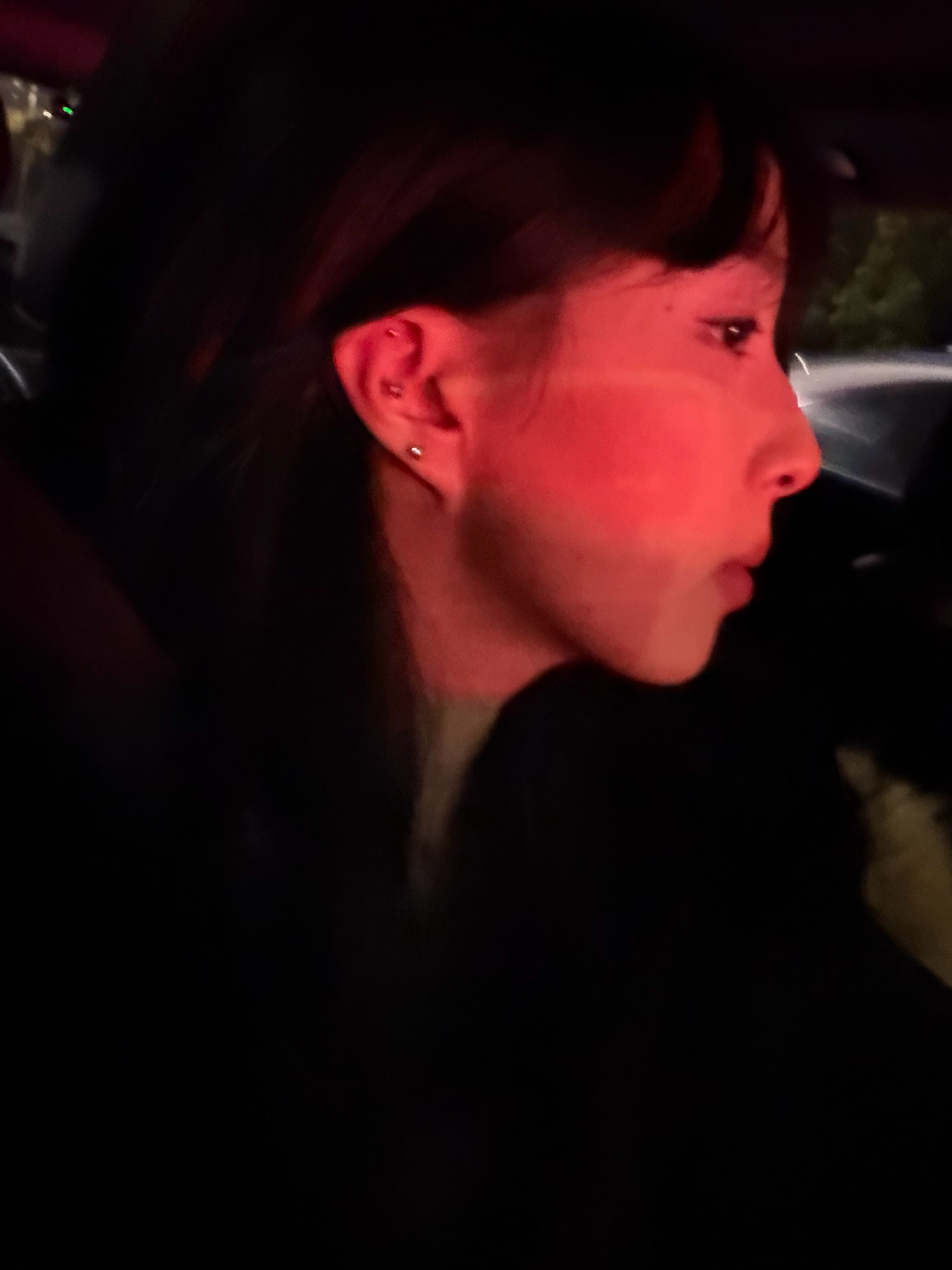 太喜欢我的新耳洞