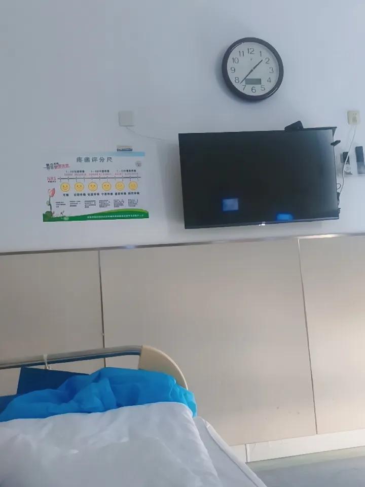 终于把自己干进医院了[泣不成声]
放纵归放纵，有些基本原则还是要遵守的[惊呆]