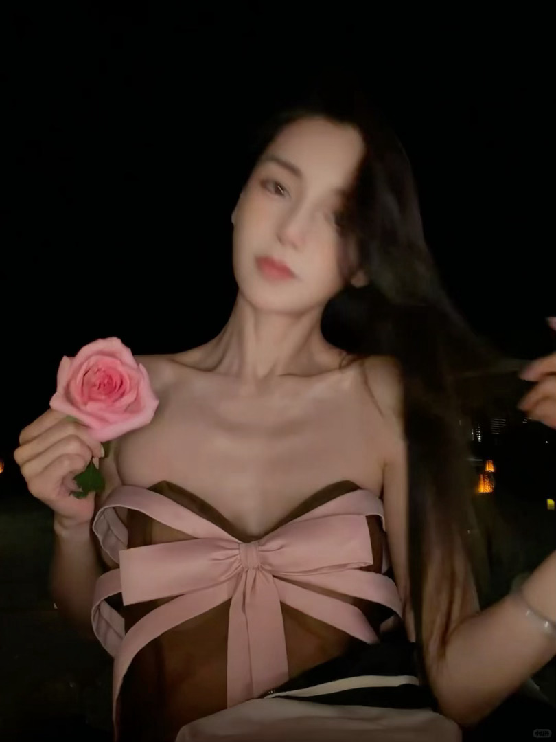 angelababy *杨颖 今日份九宫格营业七夕快乐