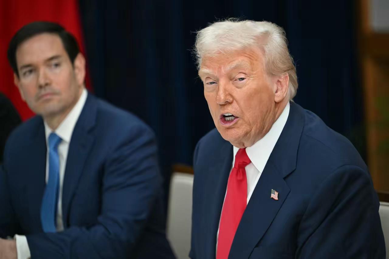 俄乌冲突历经四年，让全球民众看清了一些事实。
泽连斯基声名远扬，全世界都知晓了他