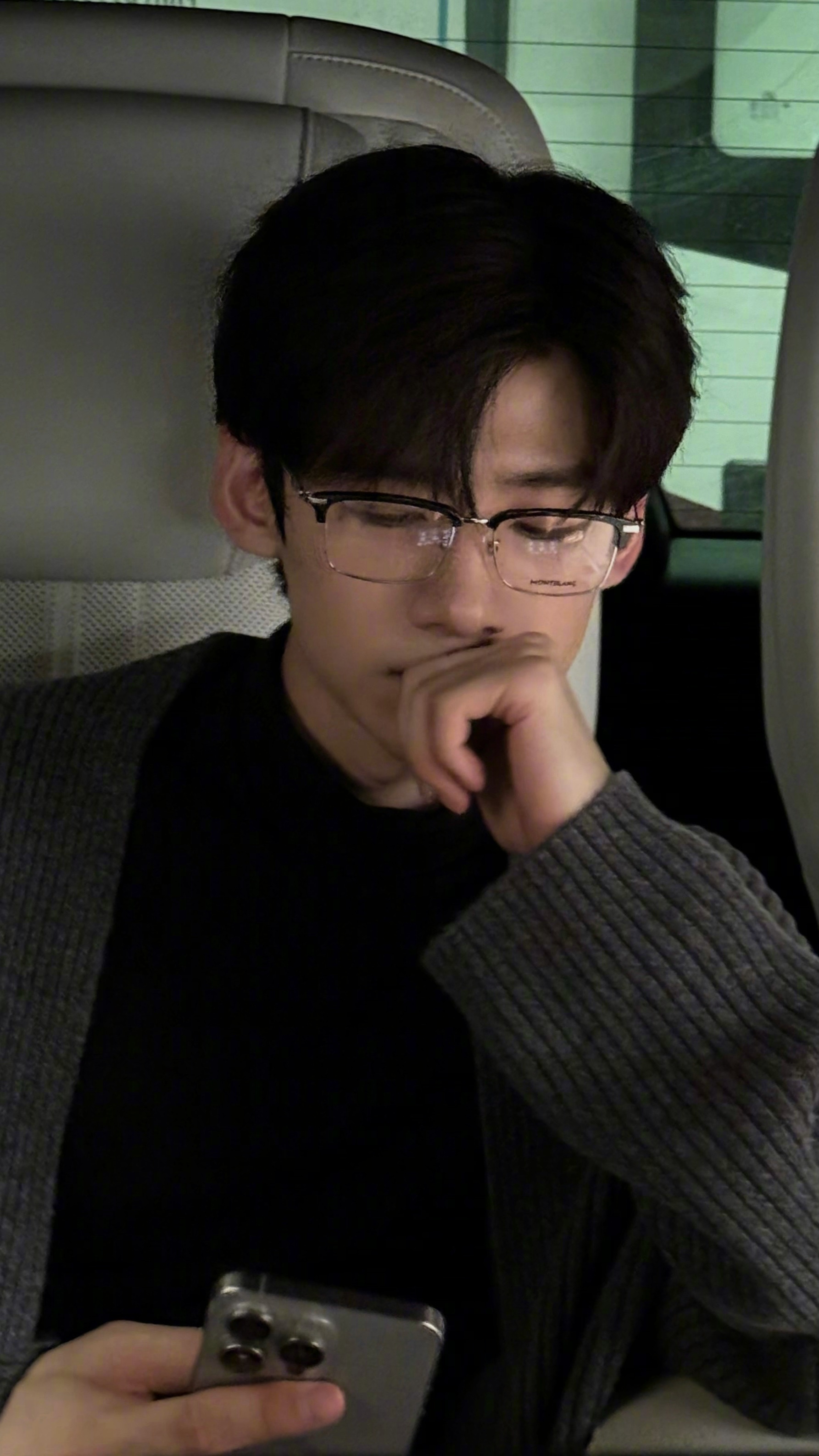 白敬亭这张谁懂！！！人夫感溢出屏幕了[悲伤] ​​​