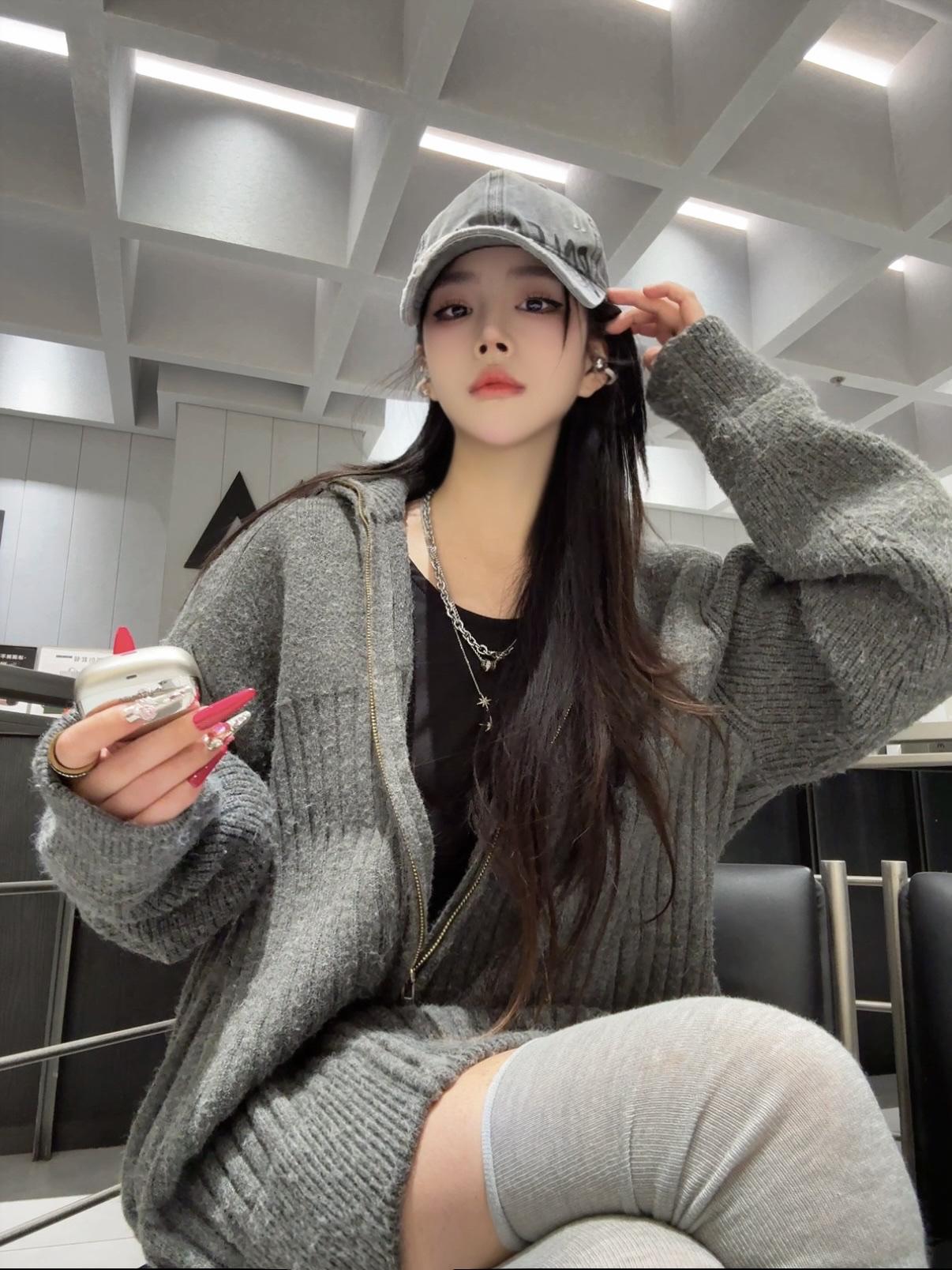 穿长大衣,该搭配什么鞋子? 穿对“棕色”能有多高级? 你们上班都需要穿正装吗 咖