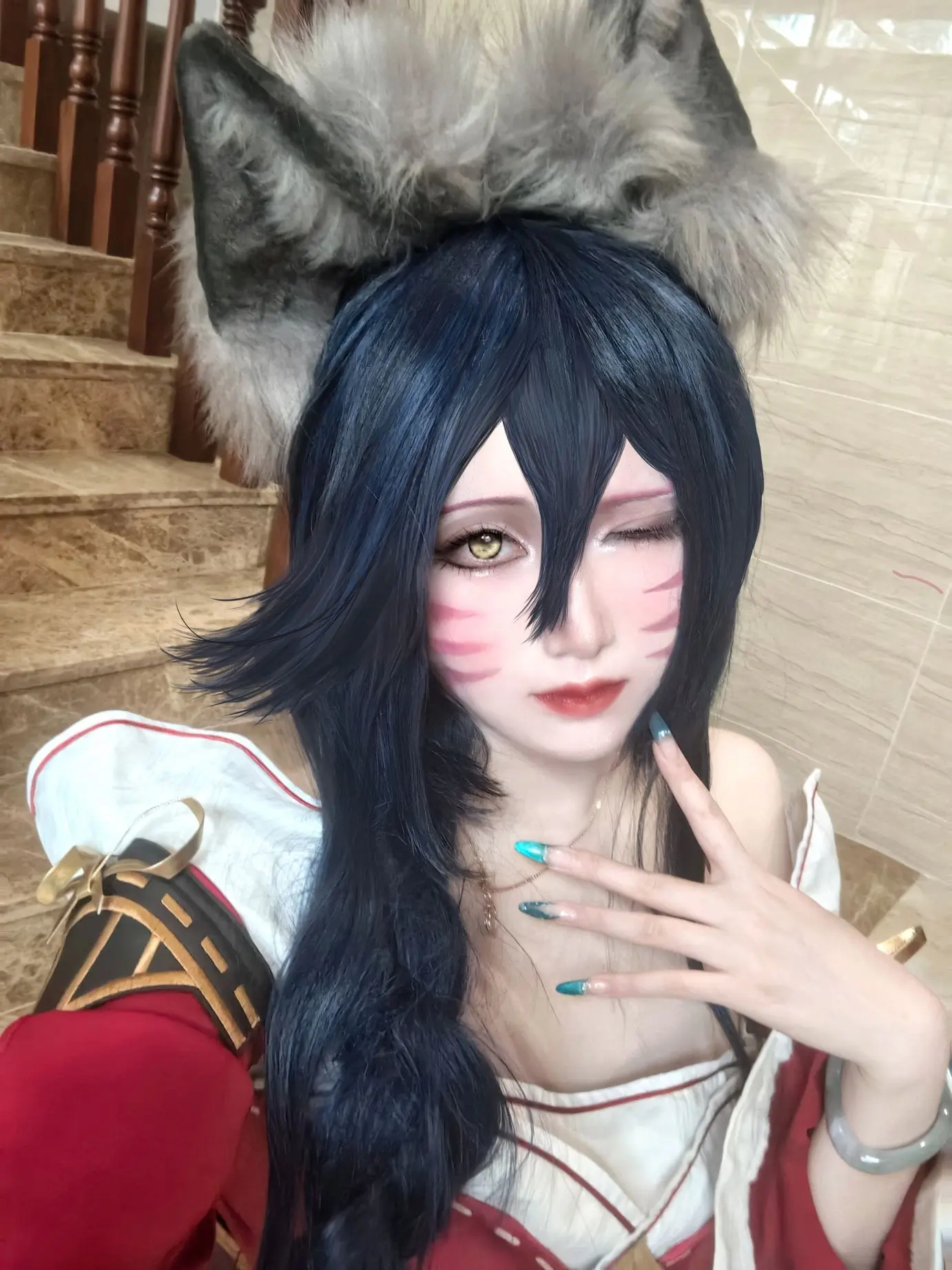 凡人有两个选择 跟我走  或者自己走