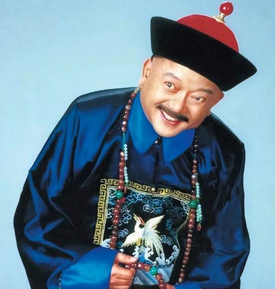 1799年，和珅临死前，皇帝问他：“你贪了朝廷这么多银子，难道花得完吗？”没想到