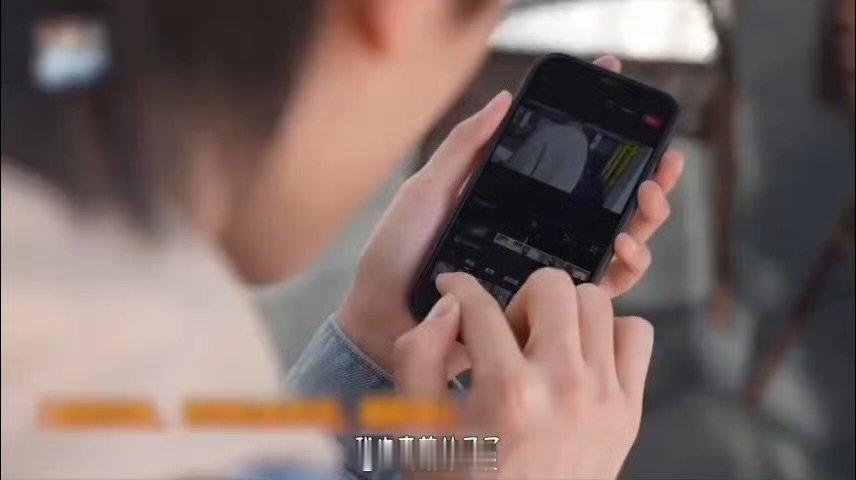 宋亚轩在综艺期间剪的52分钟vlog宋亚轩你总这么用心 宋亚轩在综艺期间剪的52
