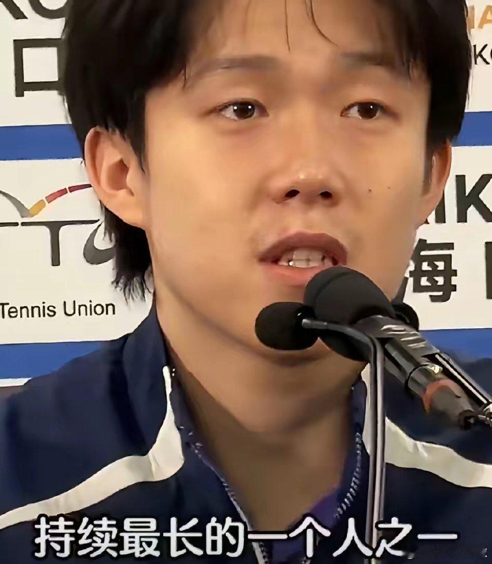 王楚钦称知道自己被诟病被比较了很久王楚钦亚洲杯夺冠后说：“我觉得我是被大众诟病，