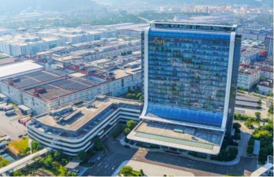 1978年，越南把26万华人抢光钱财，扒光尊严后，像“垃圾”一样扔出国门，殊不知