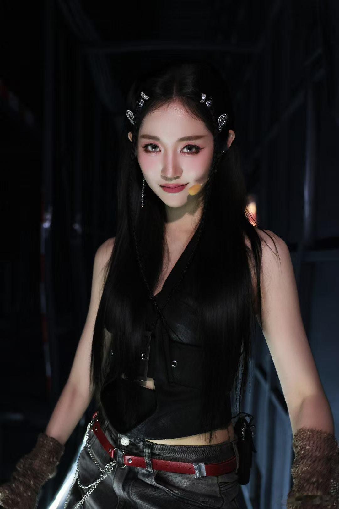 万千惠万千惠把一公舞台看包浆了乘风2026被小千惠狠狠治愈！和者来家族连麦聊舞台