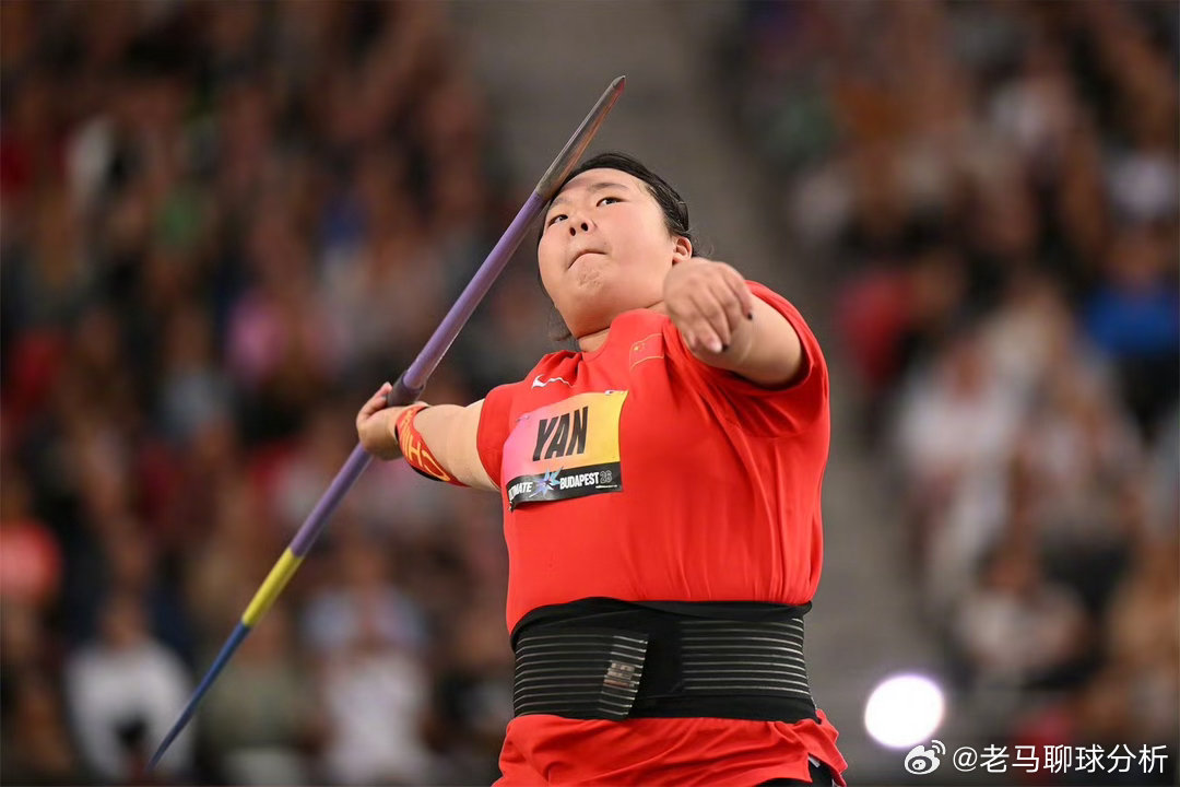 80.2万阅读登上体育TOP10！18岁宁波小将严子怡带伤摘银，68米05惜败北