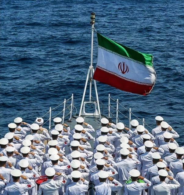 3月4号，伊朗一艘军舰在国际水域好好走着，突然就被美军的核潜艇给炸沉了，这船可不