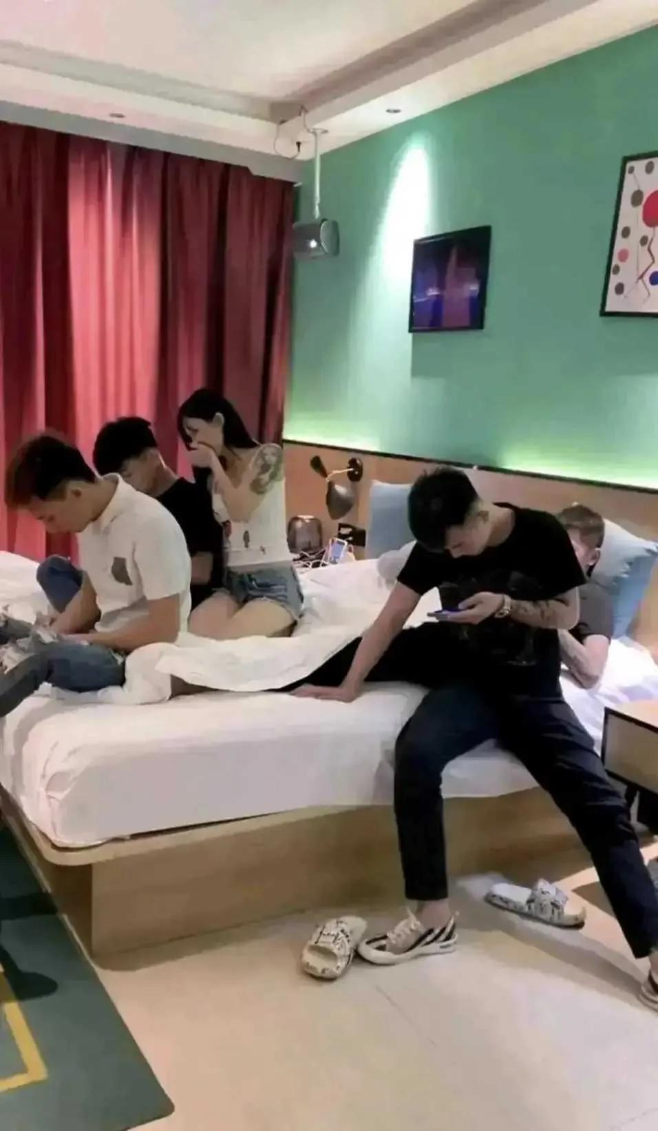 这是什么聚会？