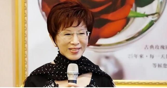 中国大陆要清醒了，台湾只要有马英九，朱立伦，洪秀柱，想实现和平统一，有点难，这三