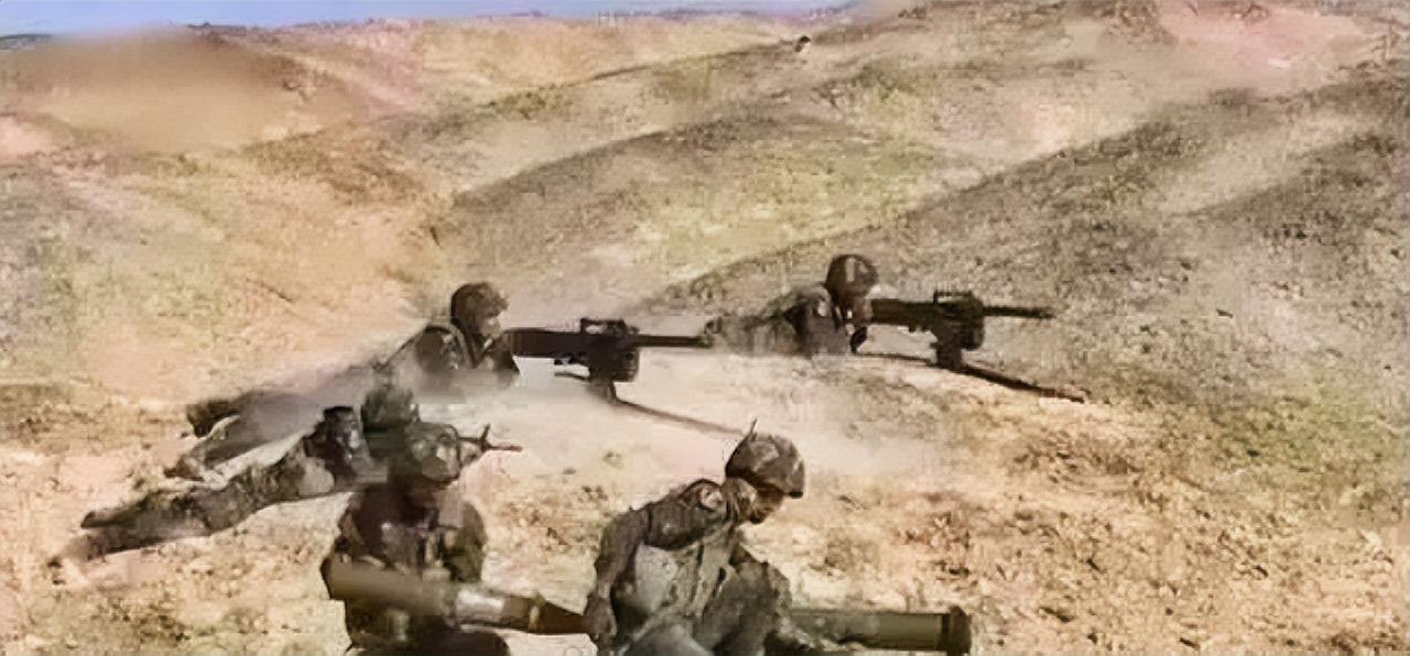 以前穷的时候，一个班才一杆枪。如今多少年过去了，一个班还是一杆枪！

大家说，咱