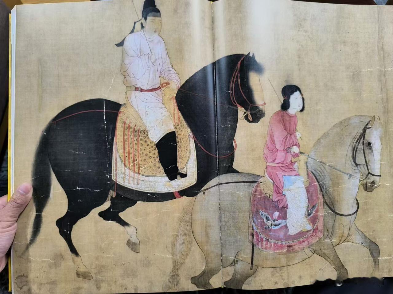 唐代画家张萱画作皆失传，但有北宋皇帝宋徽宗临摹张萱的《虢国夫人游春图》和《捣练图