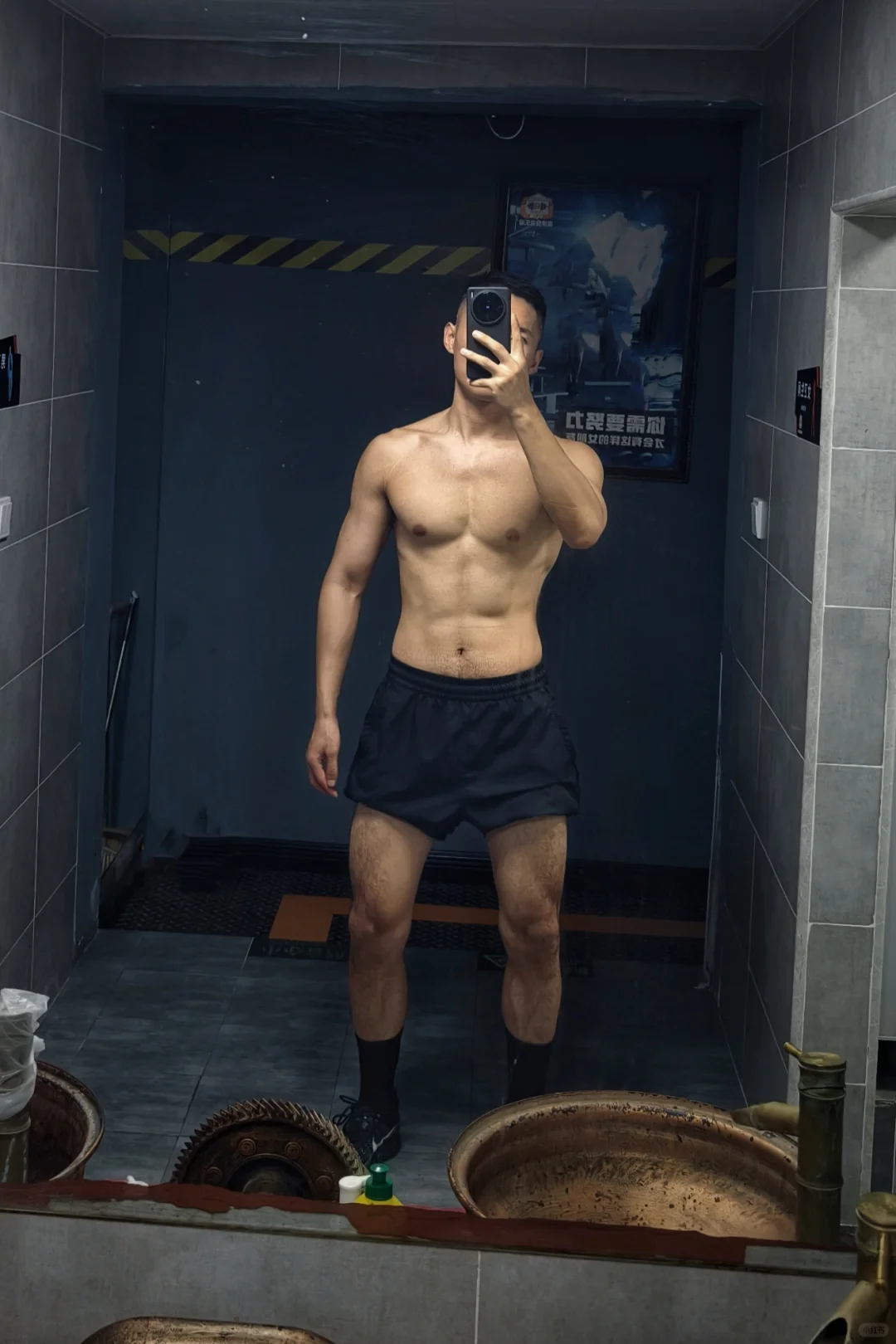 大热天去健身的都值得表扬