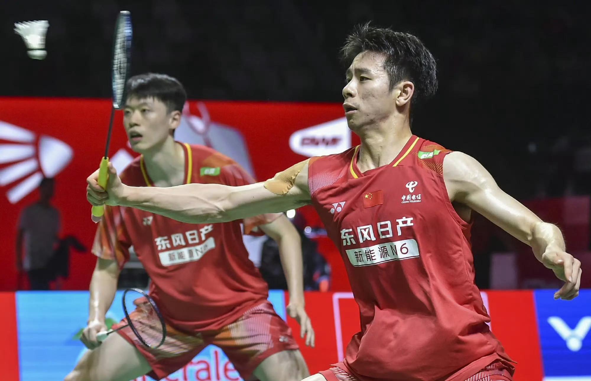 2026年中国羽毛球大师赛 哈里哈兰/阿琼中途退赛，陈柏阳/刘毅晋级男双16强，