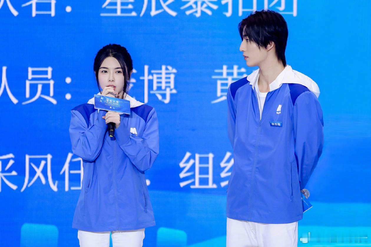 恭喜我的两位宝宝 and 入选 送孩子上三天学 哈哈哈哈哈哈