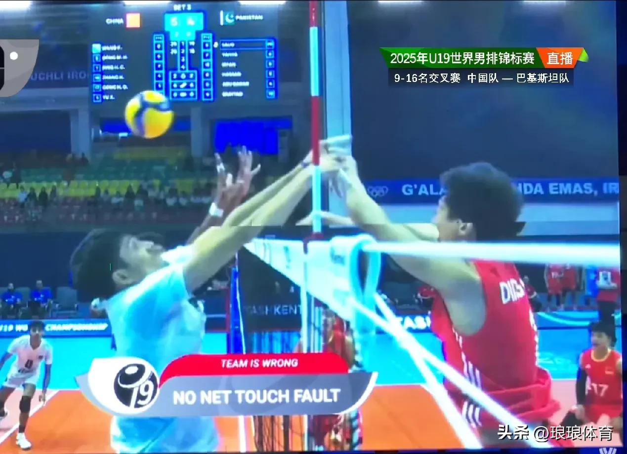 【U19中国男排3-0战胜巴基斯坦】
中国男排25-19/25-18/25-18
