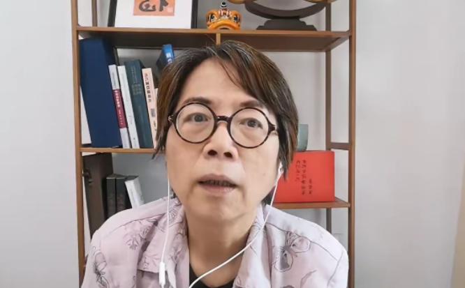 终于不装了！台湾媒体人黄智贤30日在节目中表示，“高市早苗非常有人格魅力，我觉得