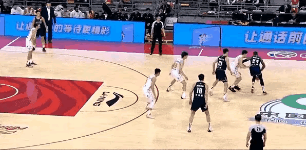 不得不提！！！
张昊虽然年纪尚小，但攻击力极强！
张昊如果能开发出三分技能包，可