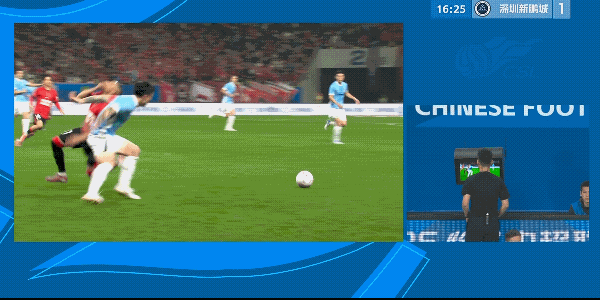 感觉姜志鹏这一下不是故意要造成席尔瓦受伤，但是就是我们球员青训期间养成的坏习惯，