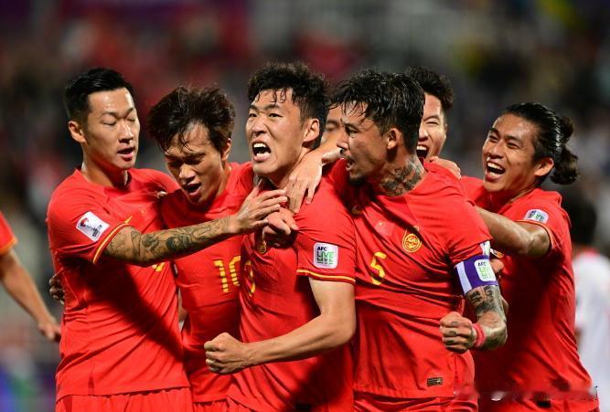 #国足# #亚洲杯# 
1、首轮战平塔吉克斯坦后，国足失去了3.3个国际足联积分