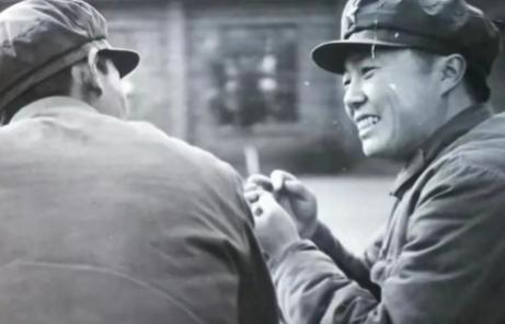 1979年深夜，西藏左贡兵站的两条藏獒突然哭嚎起来，战士们听到之后纷纷紧张不已，