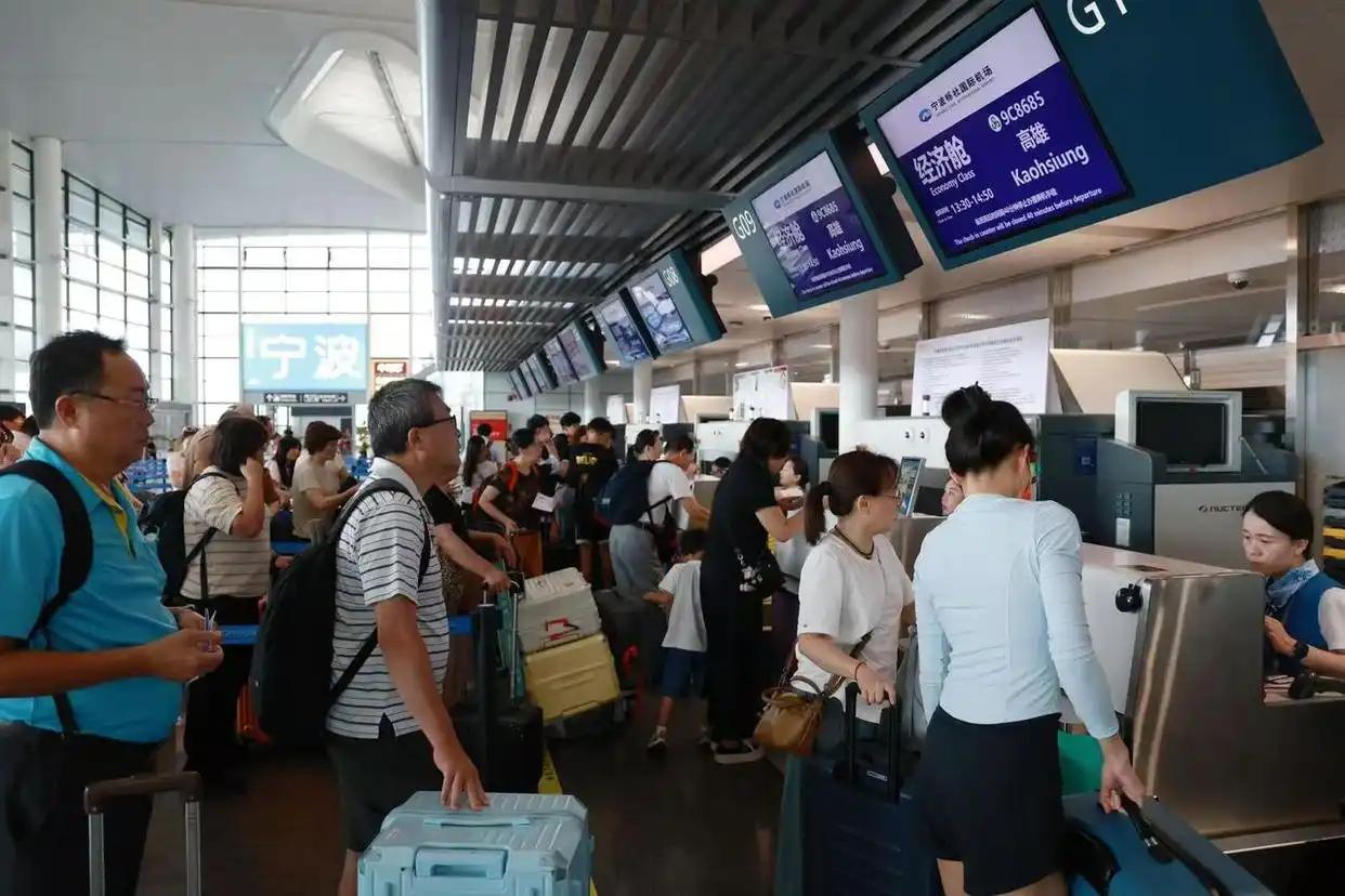 台湾欢呼，中国飞机来了！ 7月4日，中国官方报道了大陆的航空公司已经开始接连恢复