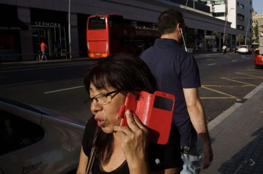 趣味的街头影像 
摄影师：Pau Buscató