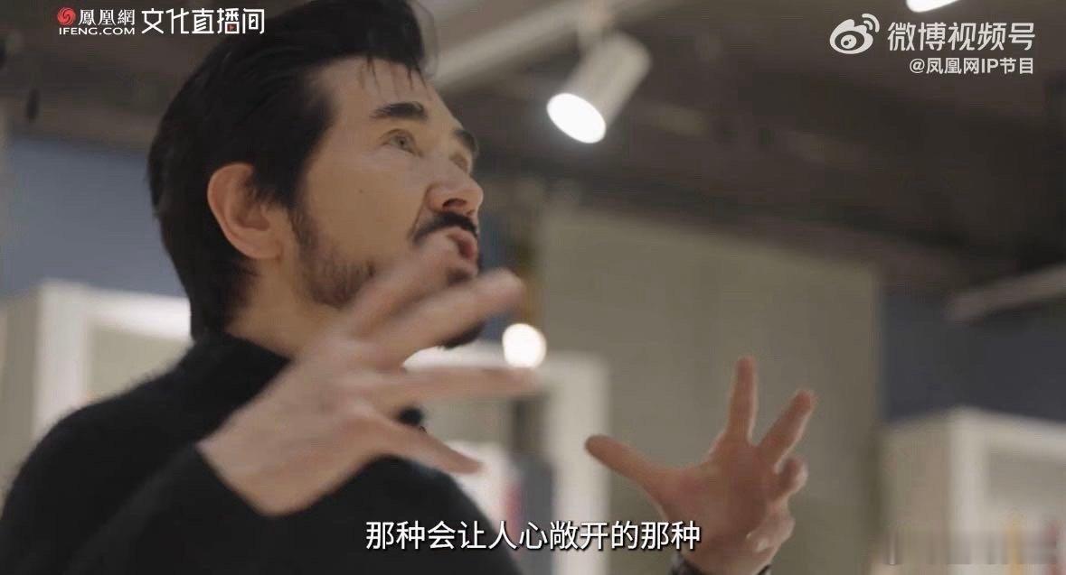 费翔谈在封神拍摄期间的遗憾  以为费翔在封神创作中全情投入，不留遗憾，没想到母亲