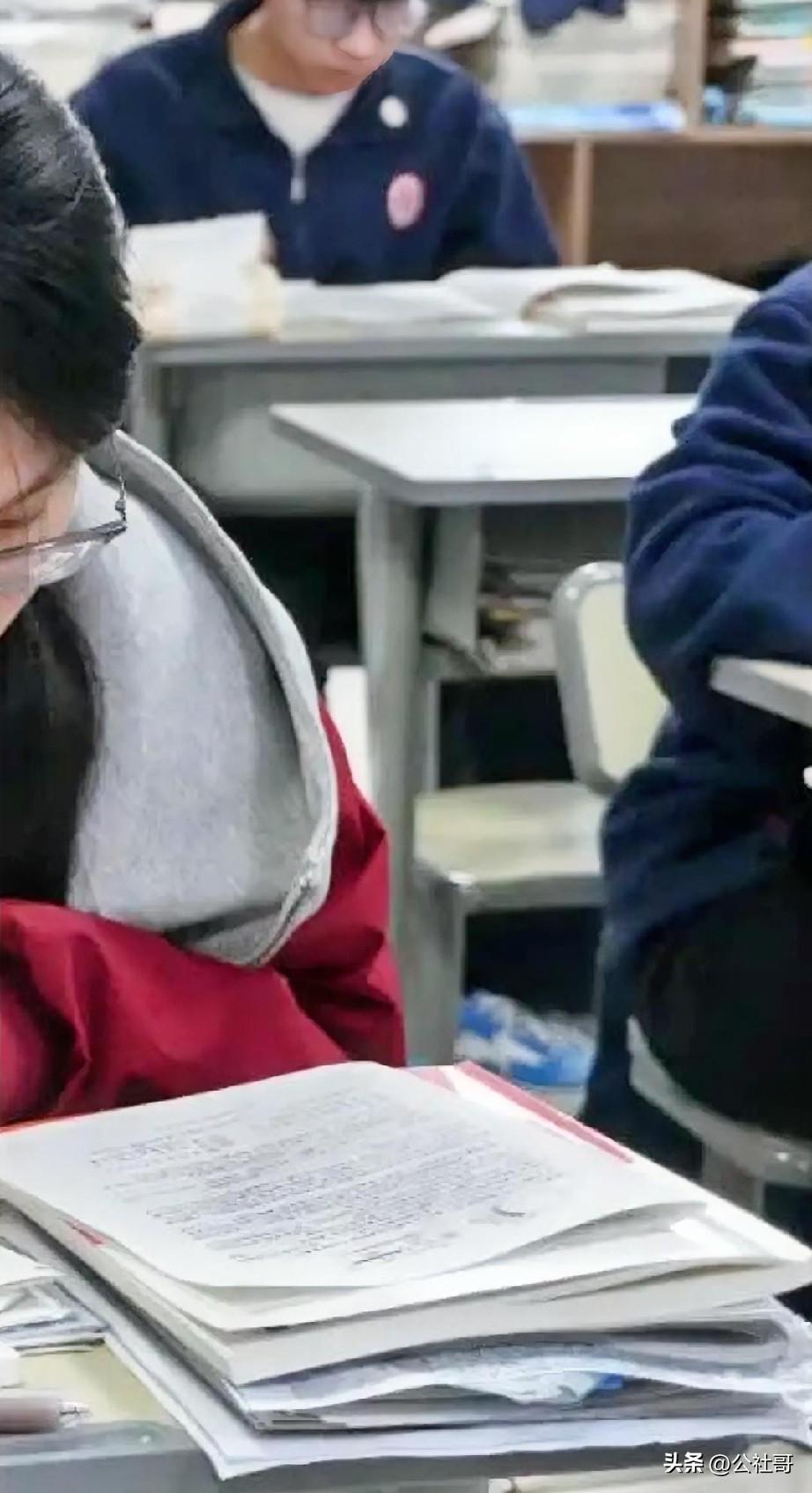 请全面取消刷题教育，许多高分都是刷出来的。刷题，早已不是学习手段，而是一场全民参