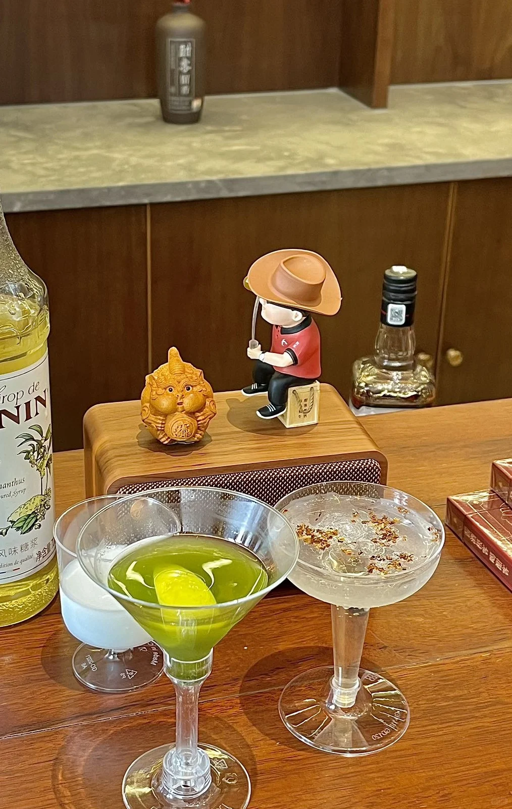周末有很多事要做，比如按时喝酒🍹