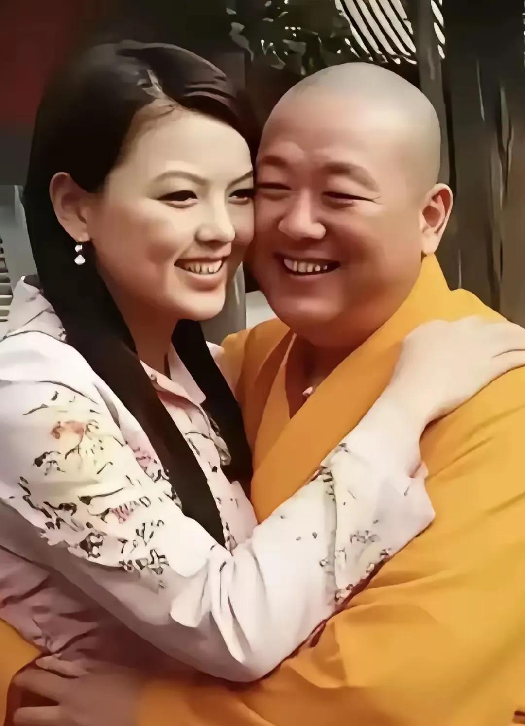 方圆天地，为头条联友对联：
交姐交妹亦交友，
碰花碰草别碰情