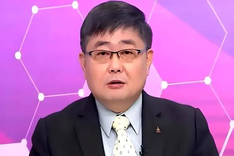 6月19日，台湾时政评论员 退役舰长吕礼诗说：所谓的G7顾名思义就是世界上GDP