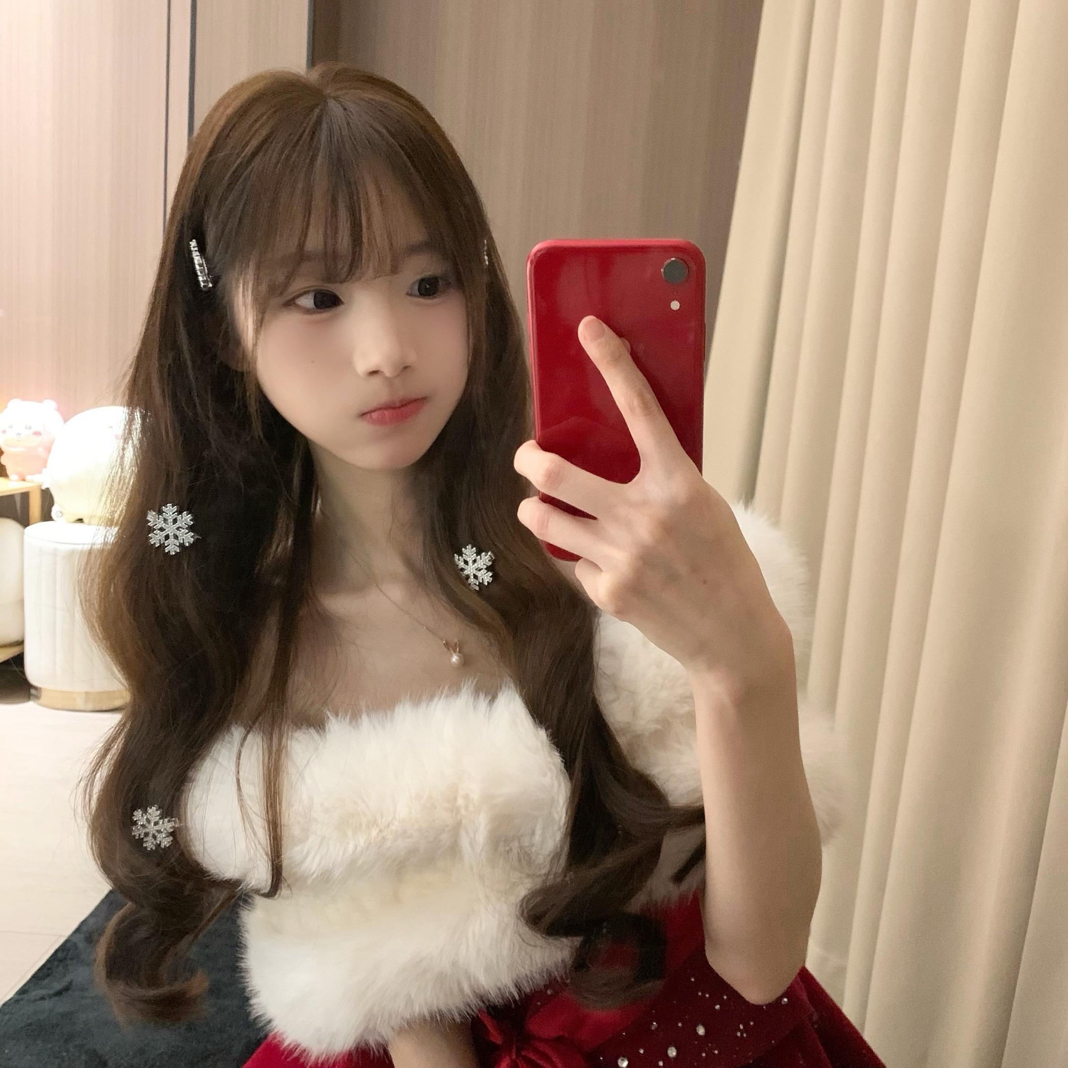 🎄。亲爱的圣诞老人，在过去的二十二年里，我没有在床头放过袜子等过你的...