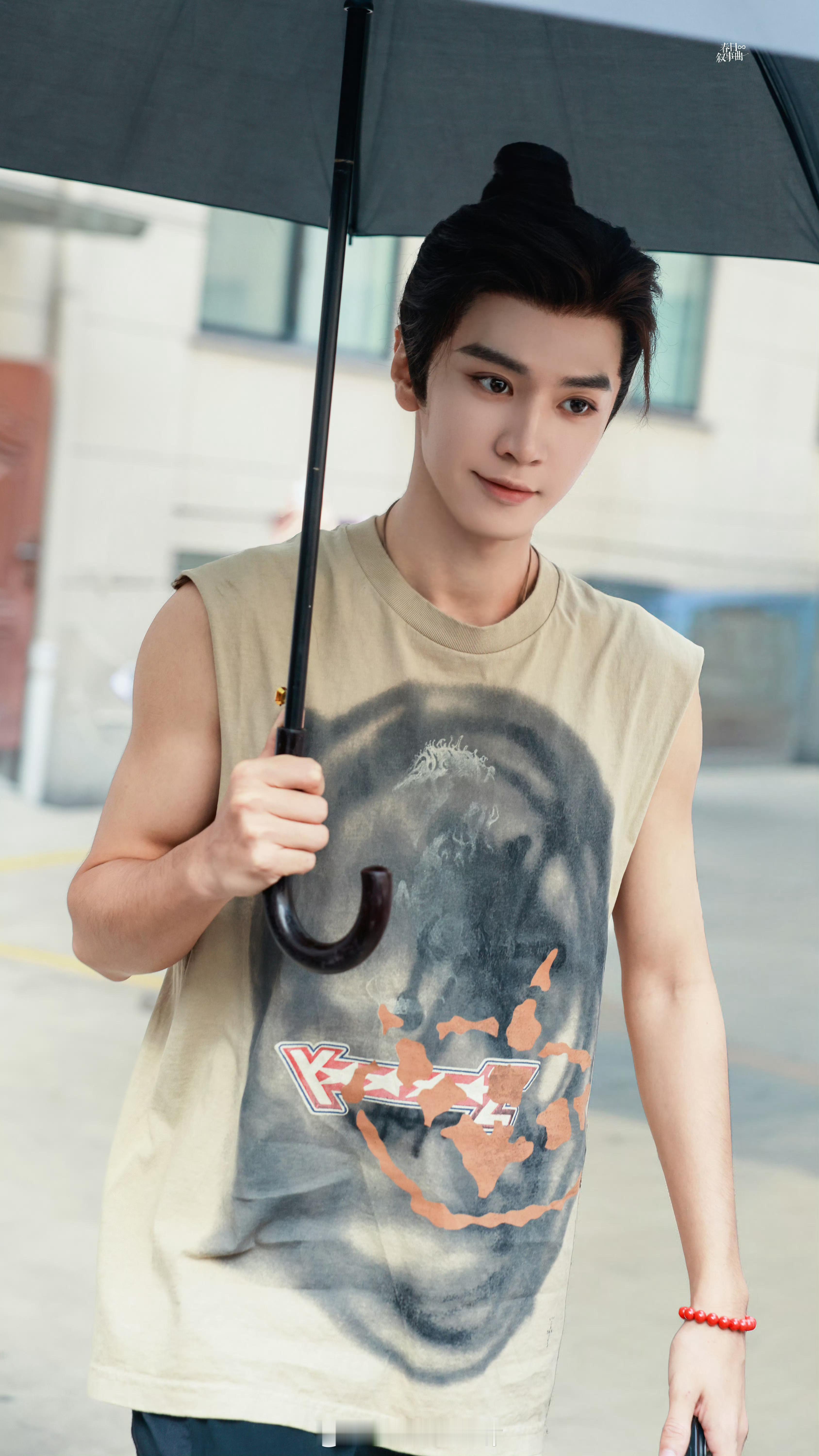 陈哲远 ~哥哥肱二头肌💪练了多久了，很明显啊偷偷藏不住啊 