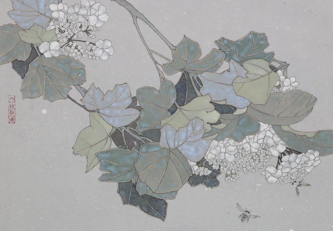 #记录我的2024#刘鑫磊女士的花鸟画，细腻入微，笔笔生花。画中鸟儿展翅欲飞，鲜
