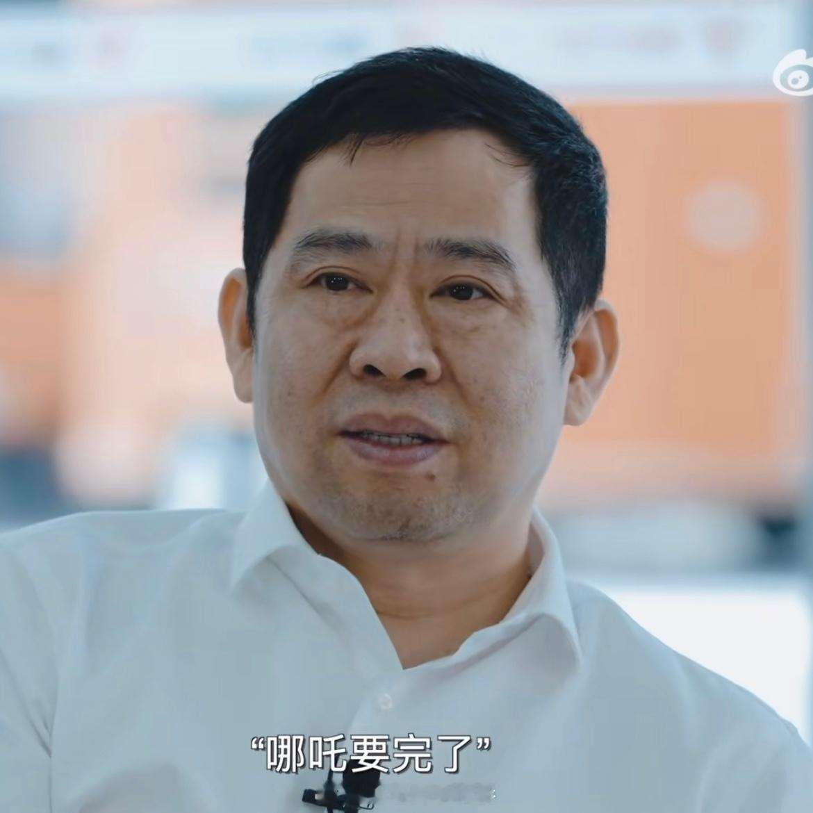 去年下半年图1，和昨天图2。哪吒这半年的日子确实不好过…员工们更难过… ​​​