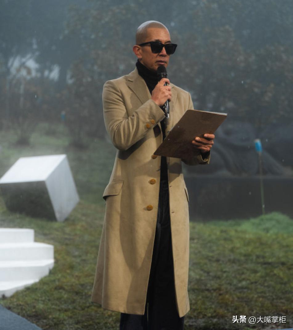 我不能为了爱情放弃事业，这是具俊晔当年主动和大S分手的理由。
最近，具俊晔在大S