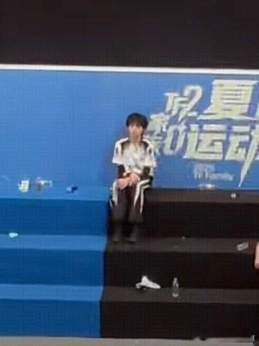 tg 王橹杰来了又好像没来 ​​​