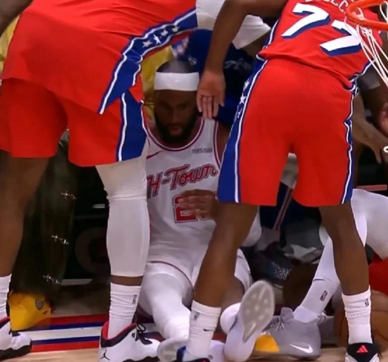 悲喜参半——赢了比赛，伤了奥科吉。
 
4月10日 火箭113-102 76人