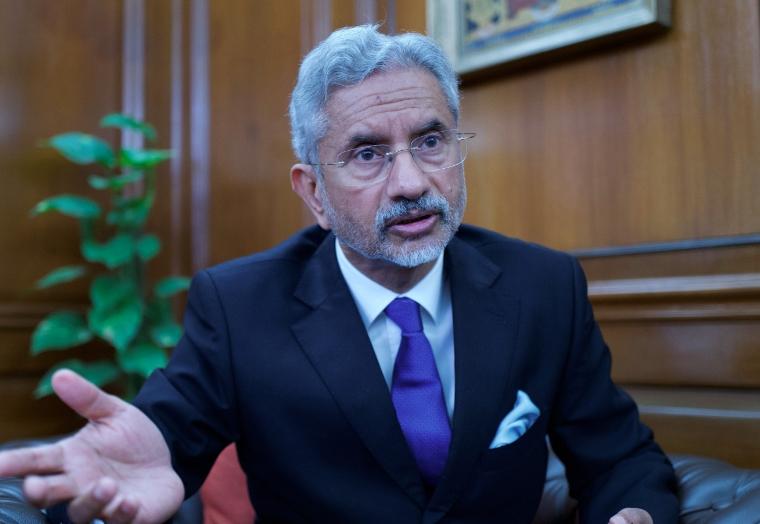 中国人玩文字游戏，写进口规则不用英文，印度人看不懂！

这就是印度研究机构得到的