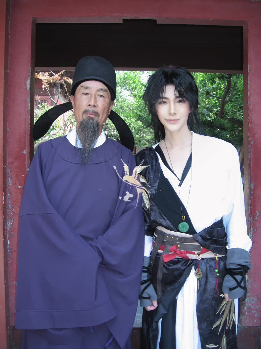 我的奇遇 这个演员老爷爷是我在现实里的奇遇 跟朋友相约去开封府拍摄燕云...