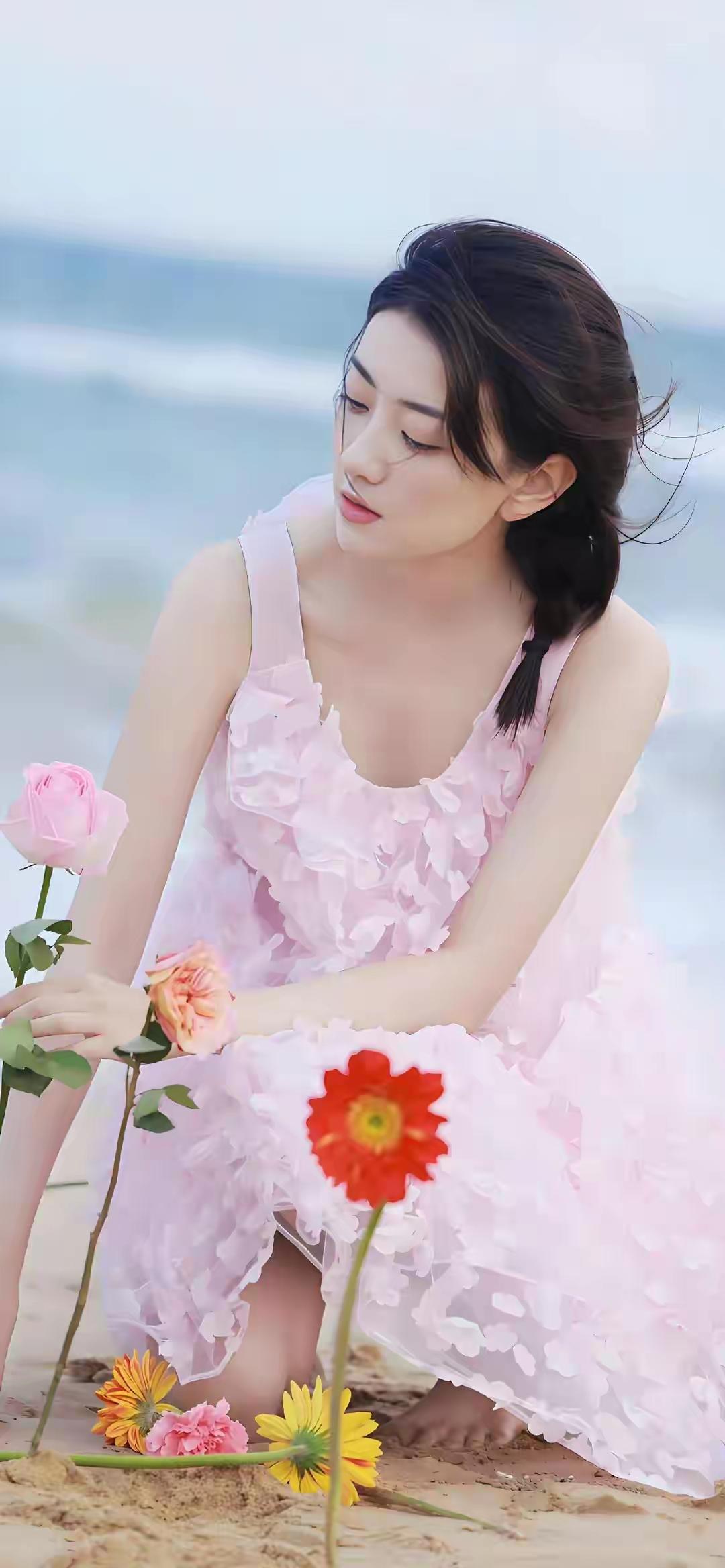 海边野餐，粉色裙摆，花海相伴，少女心满满